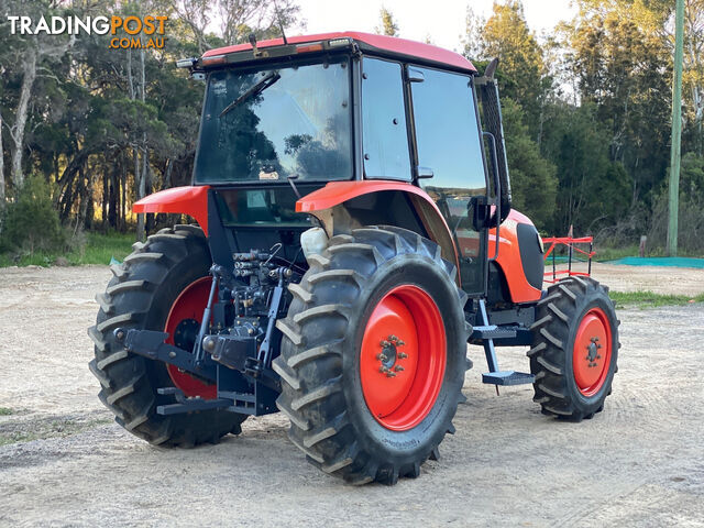 Kubota M108 FWA/4WD Tractor