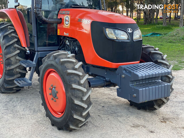 Kubota M108 FWA/4WD Tractor