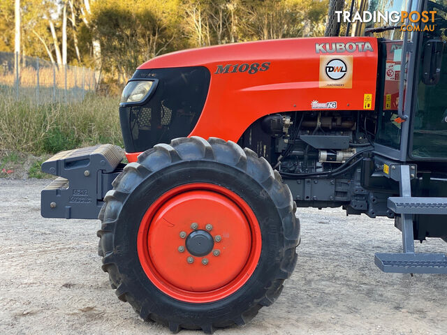 Kubota M108 FWA/4WD Tractor