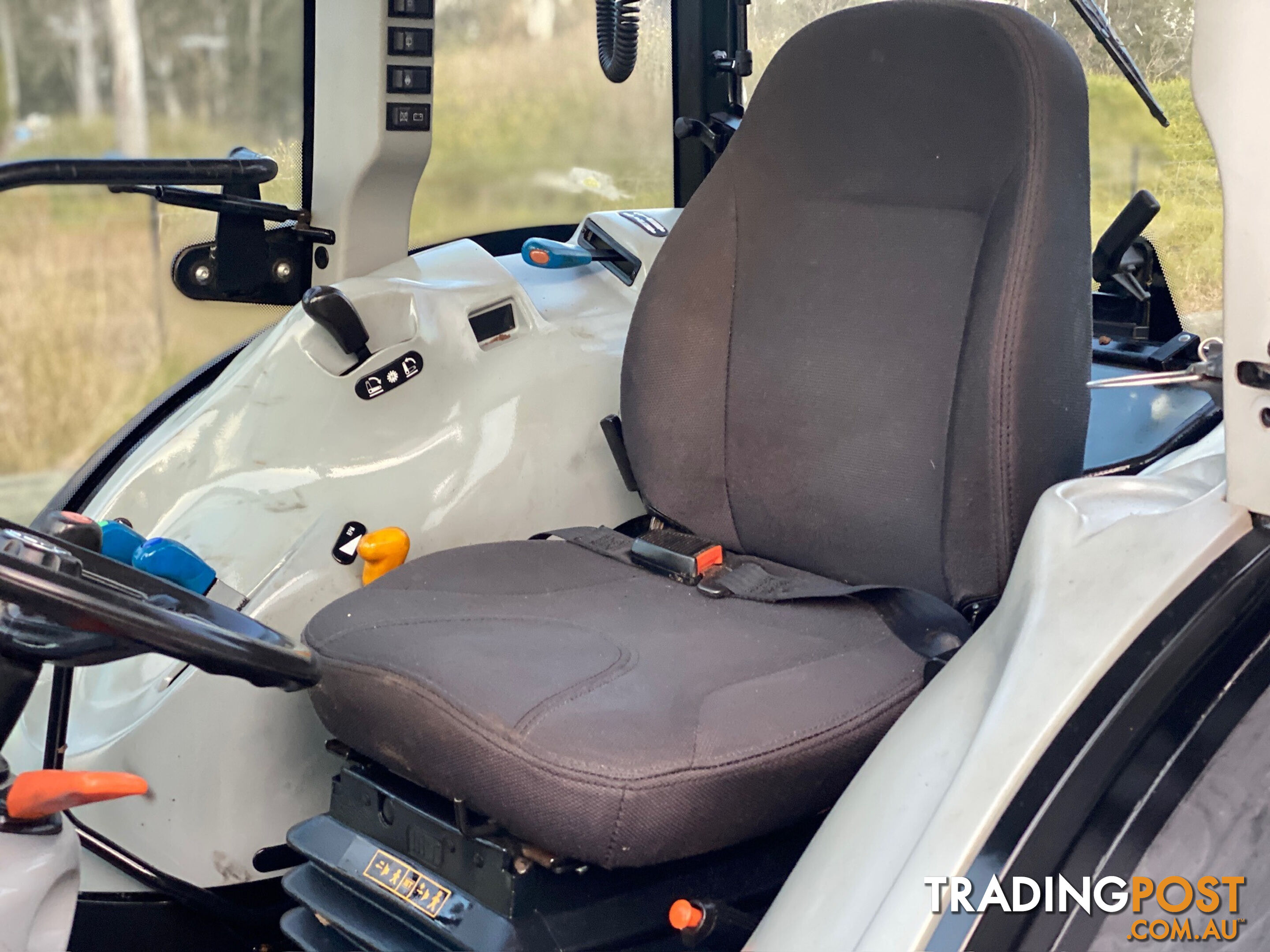 New Holland T4.105 FWA/4WD Tractor