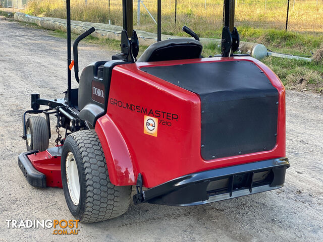 Toro Groundsmaster 7210 Zero Turn Lawn Equipment