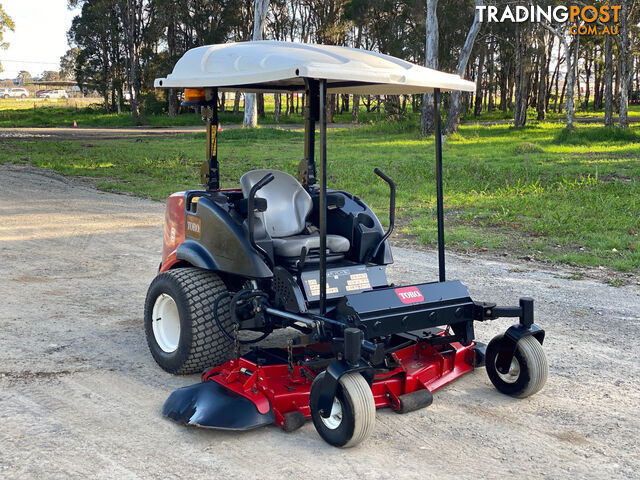 Toro Groundsmaster 7210 Zero Turn Lawn Equipment