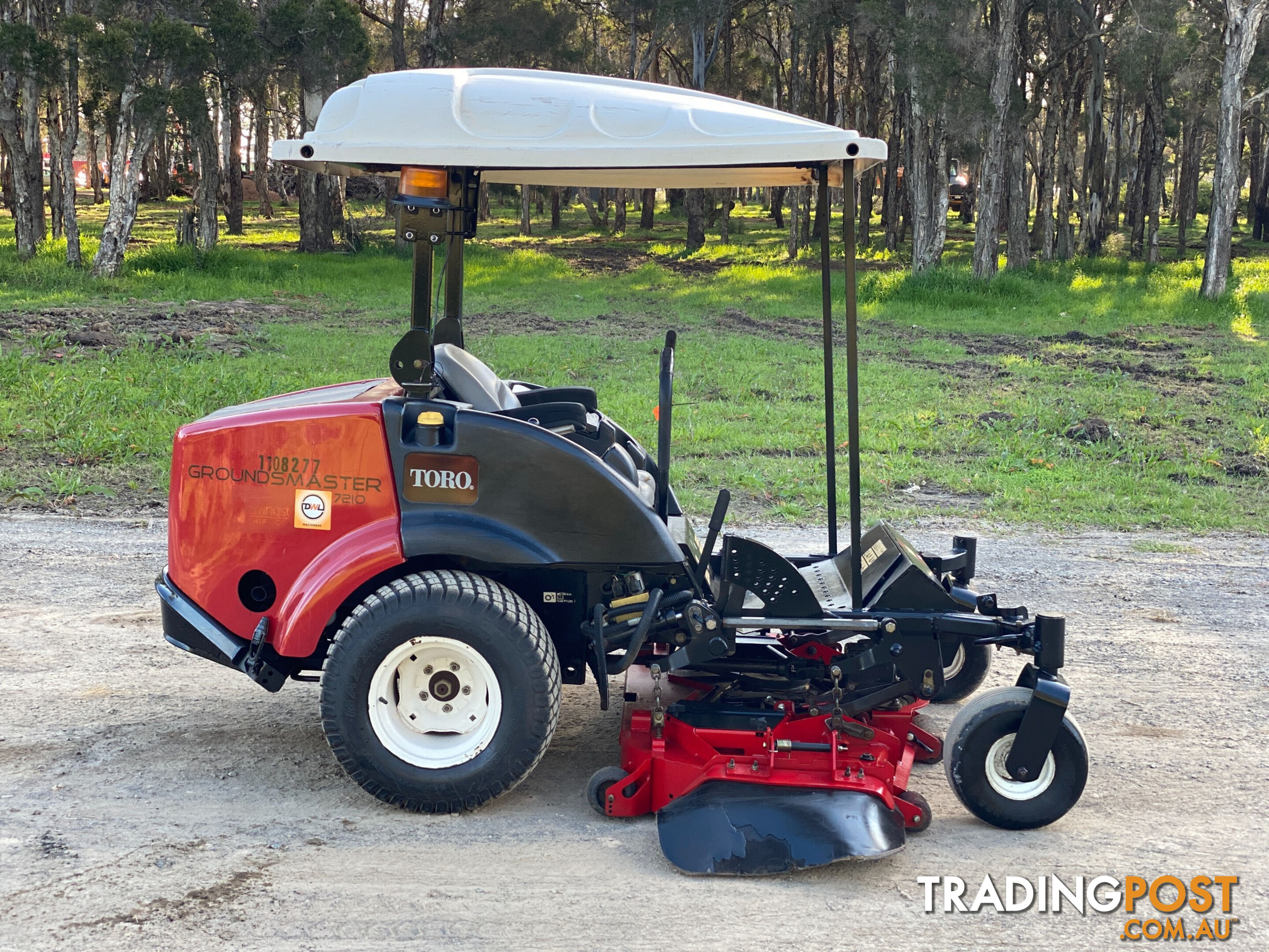 Toro Groundsmaster 7210 Zero Turn Lawn Equipment