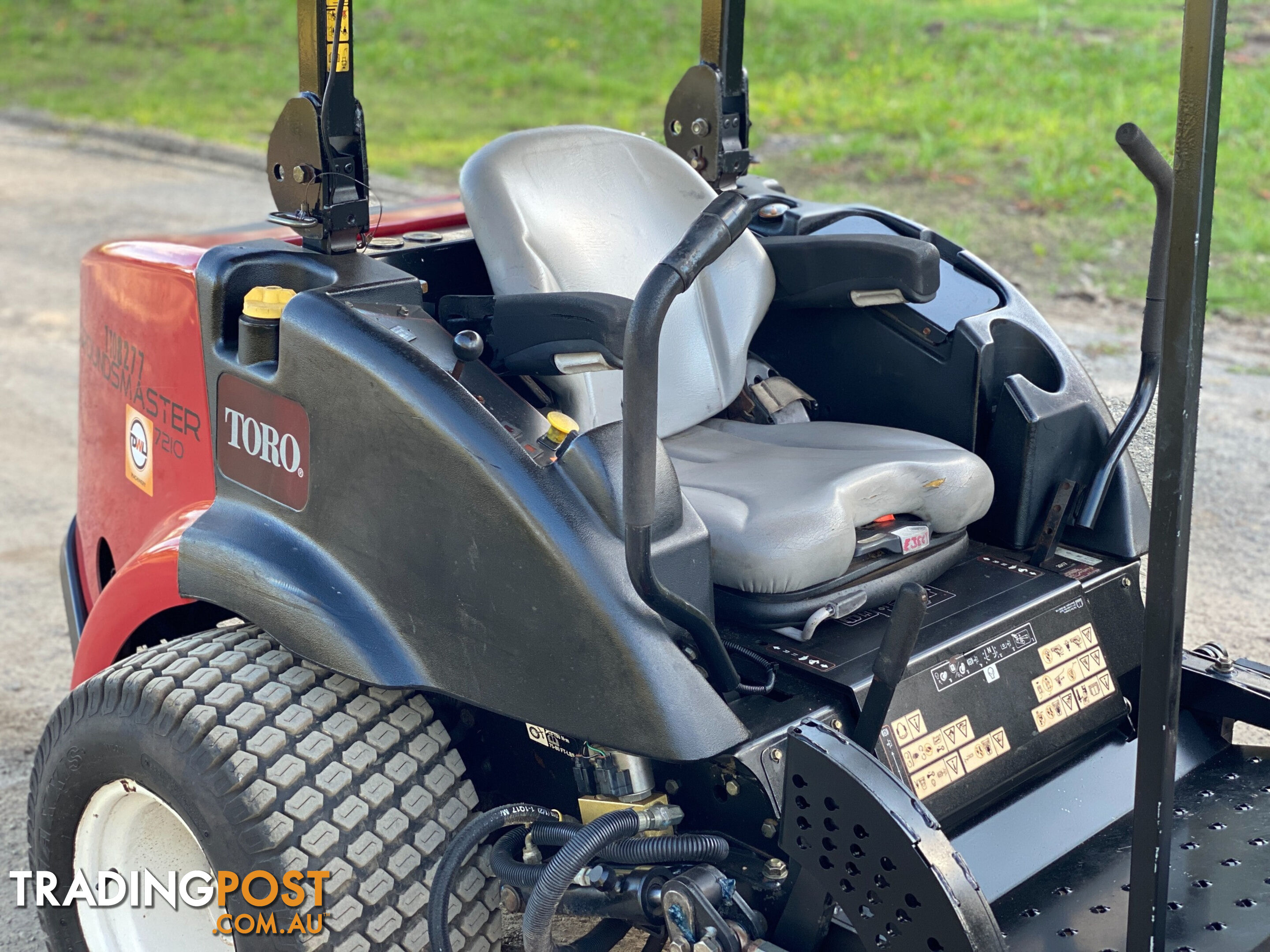 Toro Groundsmaster 7210 Zero Turn Lawn Equipment