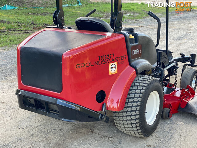 Toro Groundsmaster 7210 Zero Turn Lawn Equipment