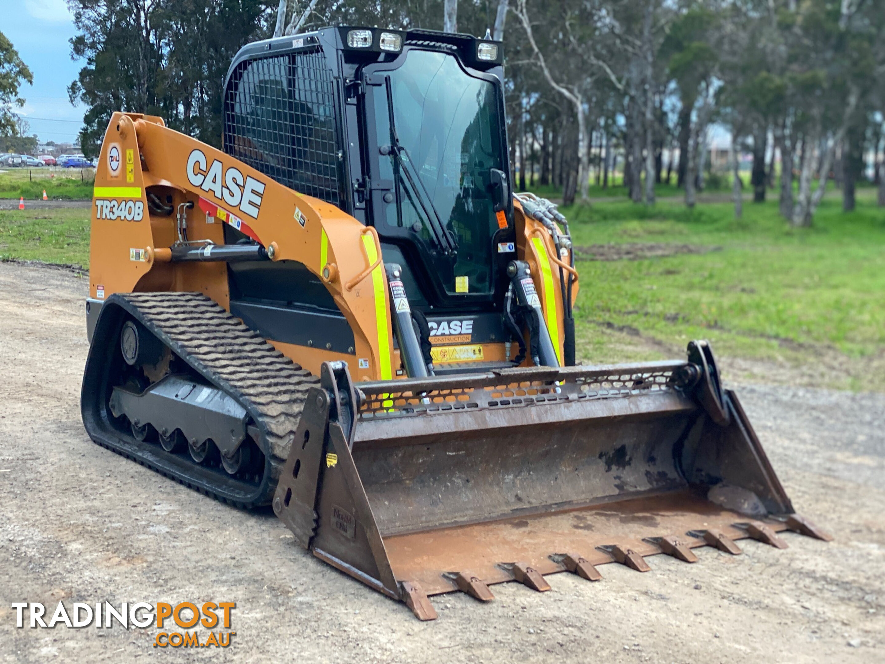 CASE TR340B Skid Steer Loader