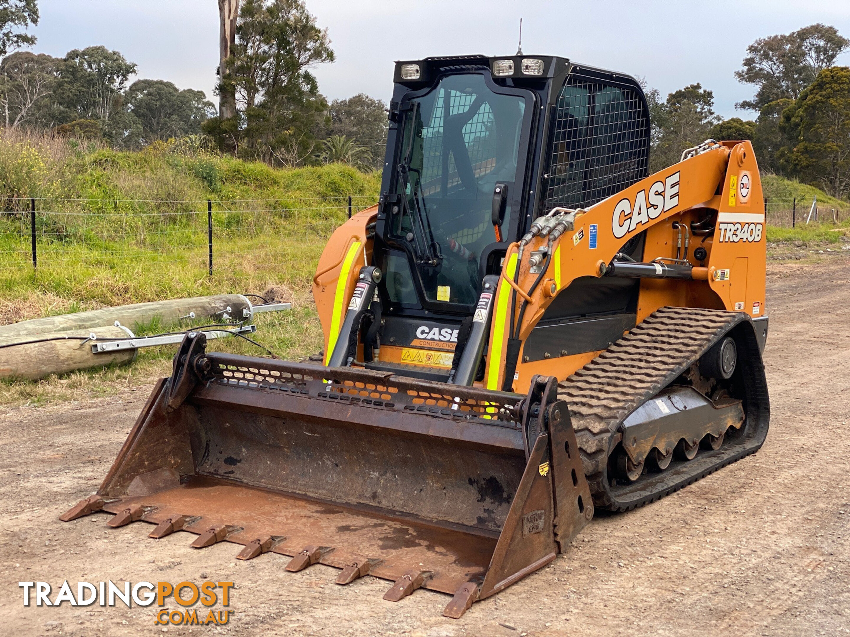 CASE TR340B Skid Steer Loader