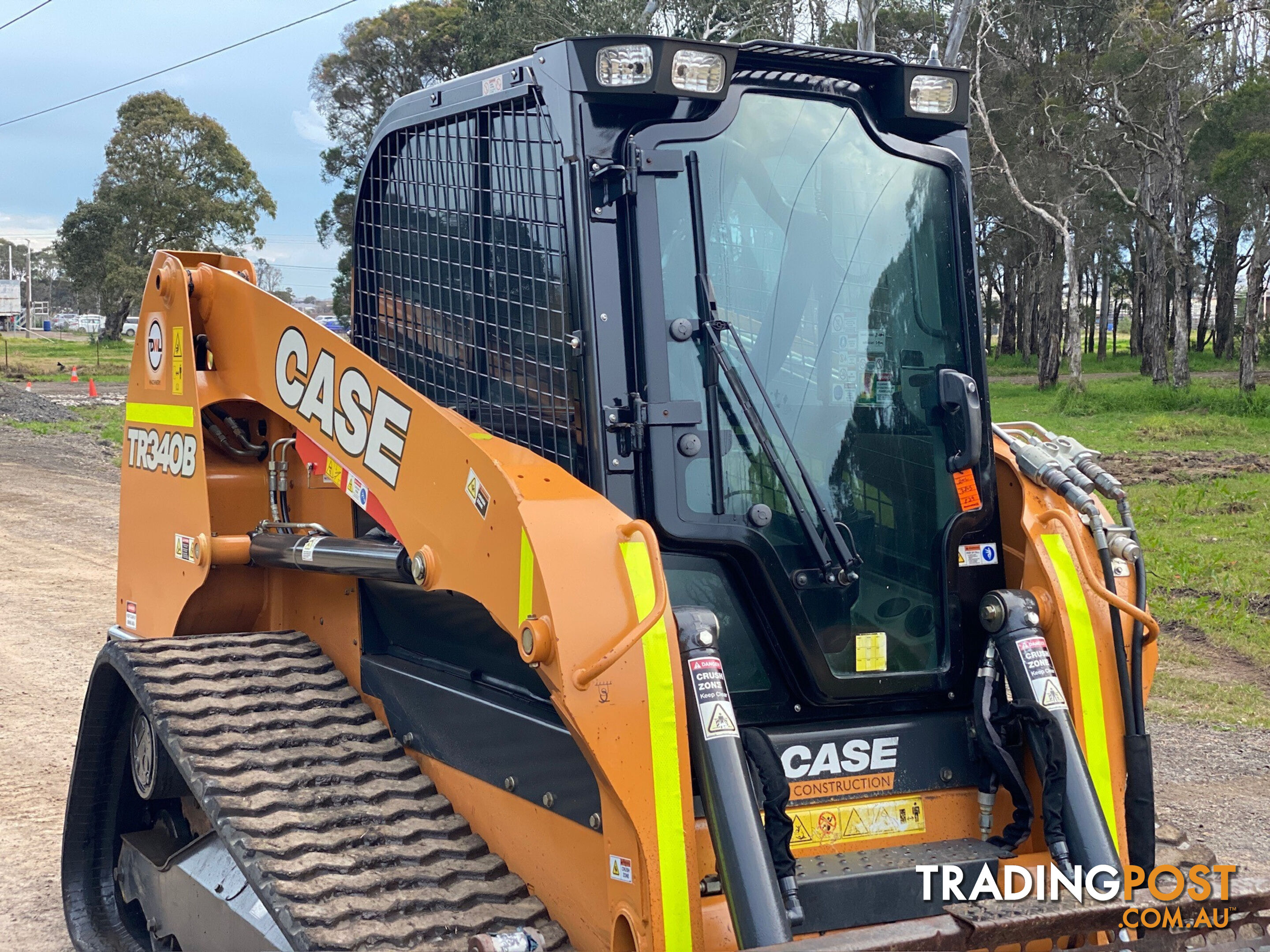 CASE TR340B Skid Steer Loader