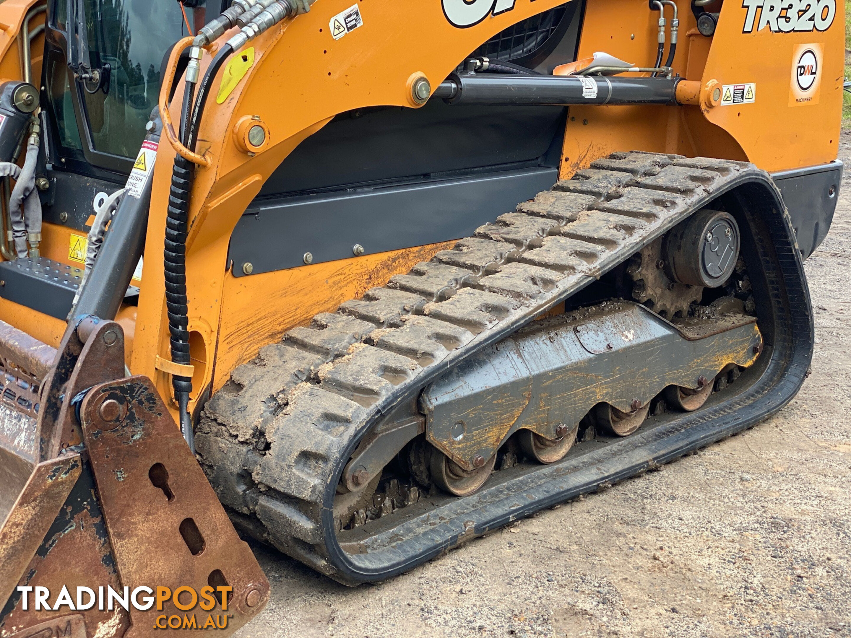 CASE TR320 Skid Steer Loader