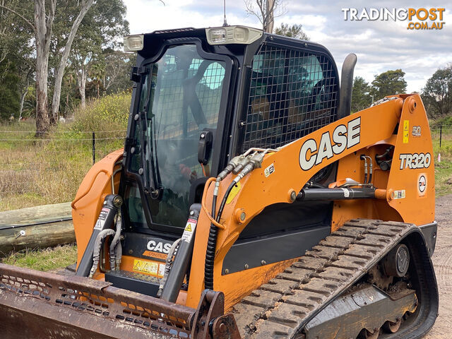 CASE TR320 Skid Steer Loader