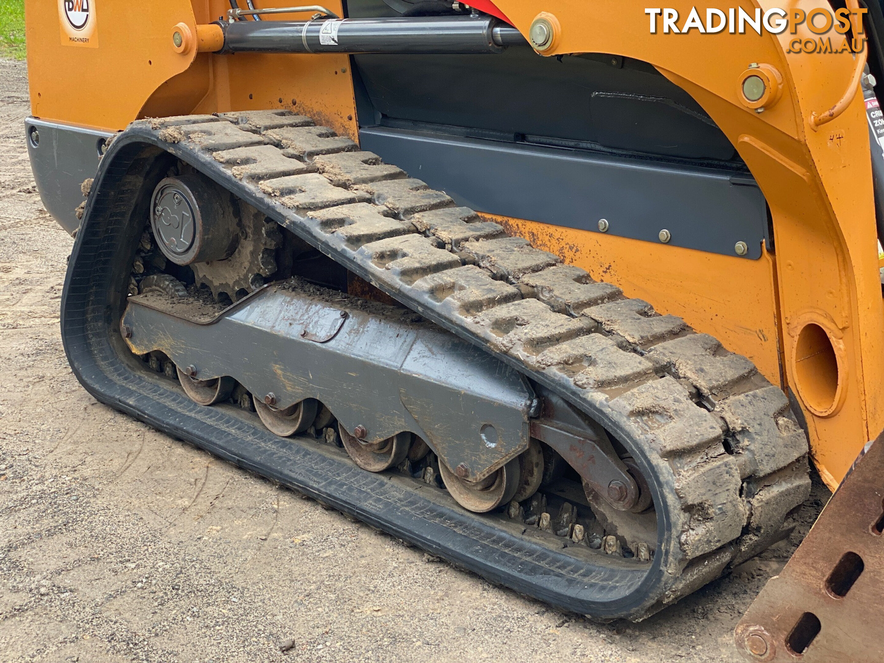 CASE TR320 Skid Steer Loader