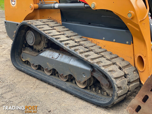 CASE TR320 Skid Steer Loader