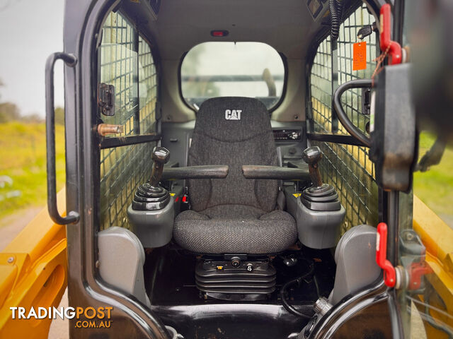 Caterpillar 272D Skid Steer Loader