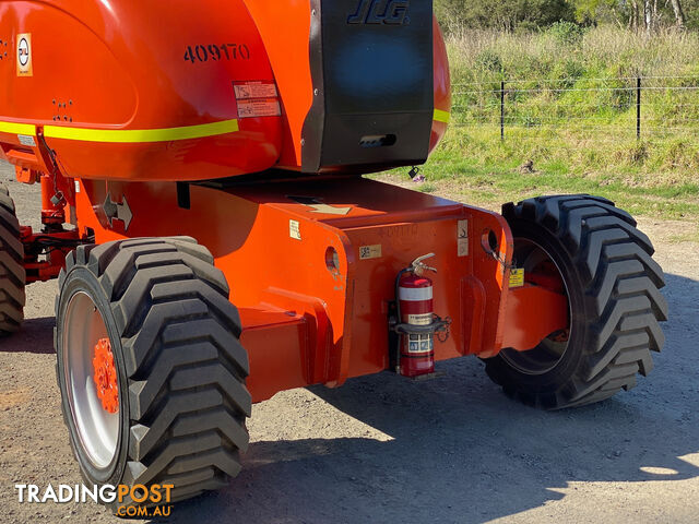 JLG 800AJ Boom Lift Access &amp; Height Safety