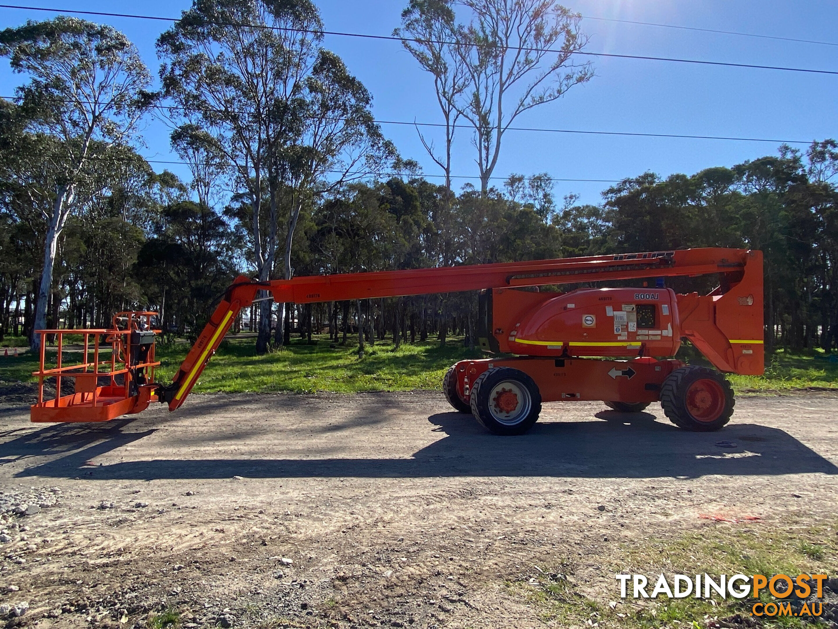 JLG 800AJ Boom Lift Access &amp; Height Safety