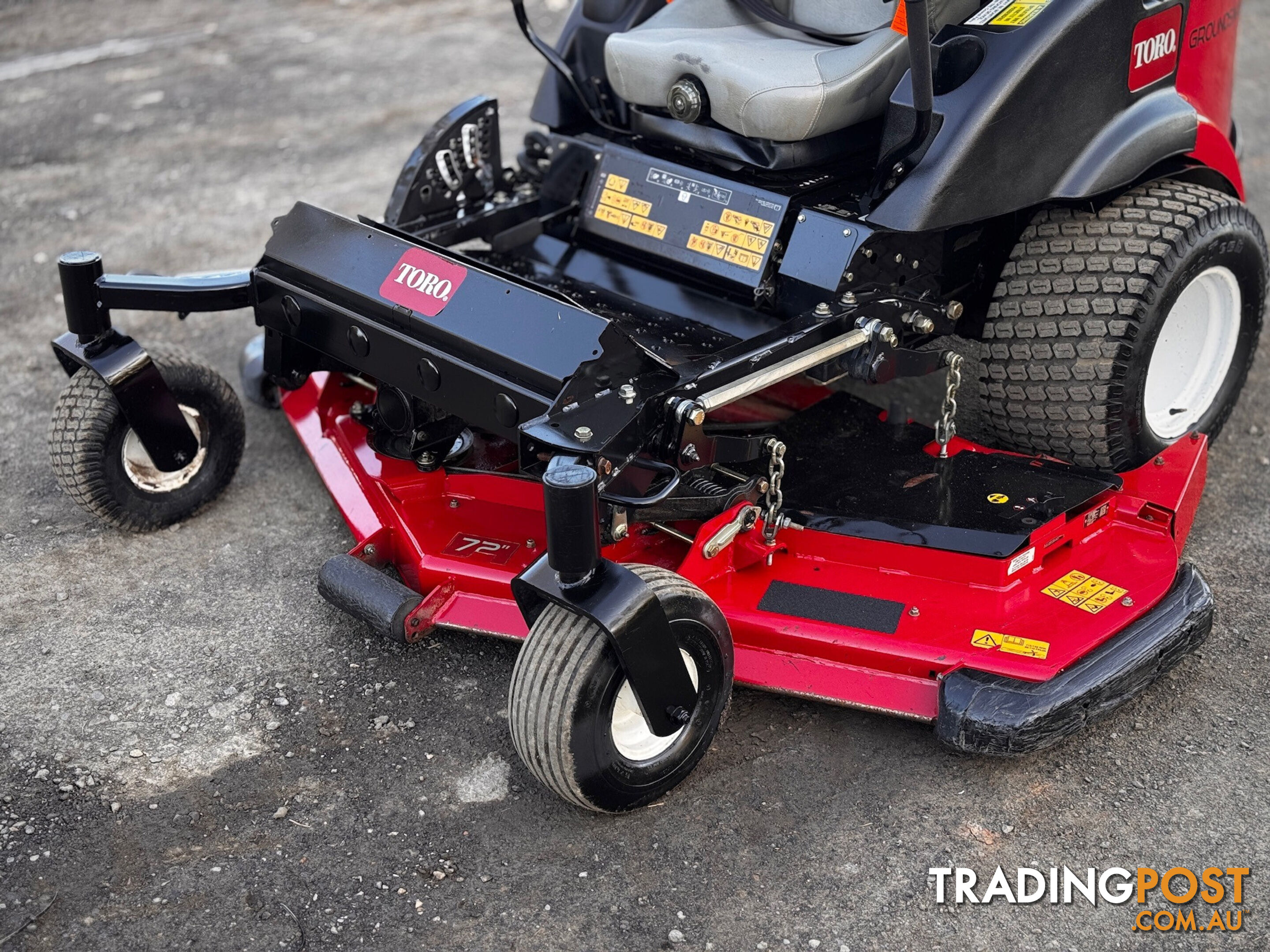 Toro Groundsmaster 7210 Zero Turn Lawn Equipment