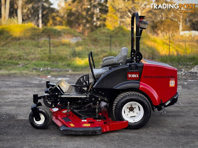 Toro Groundsmaster 7210 Zero Turn Lawn Equipment