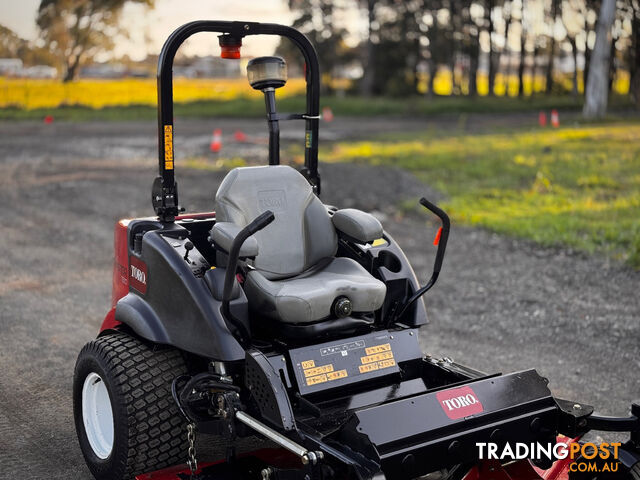 Toro Groundsmaster 7210 Zero Turn Lawn Equipment