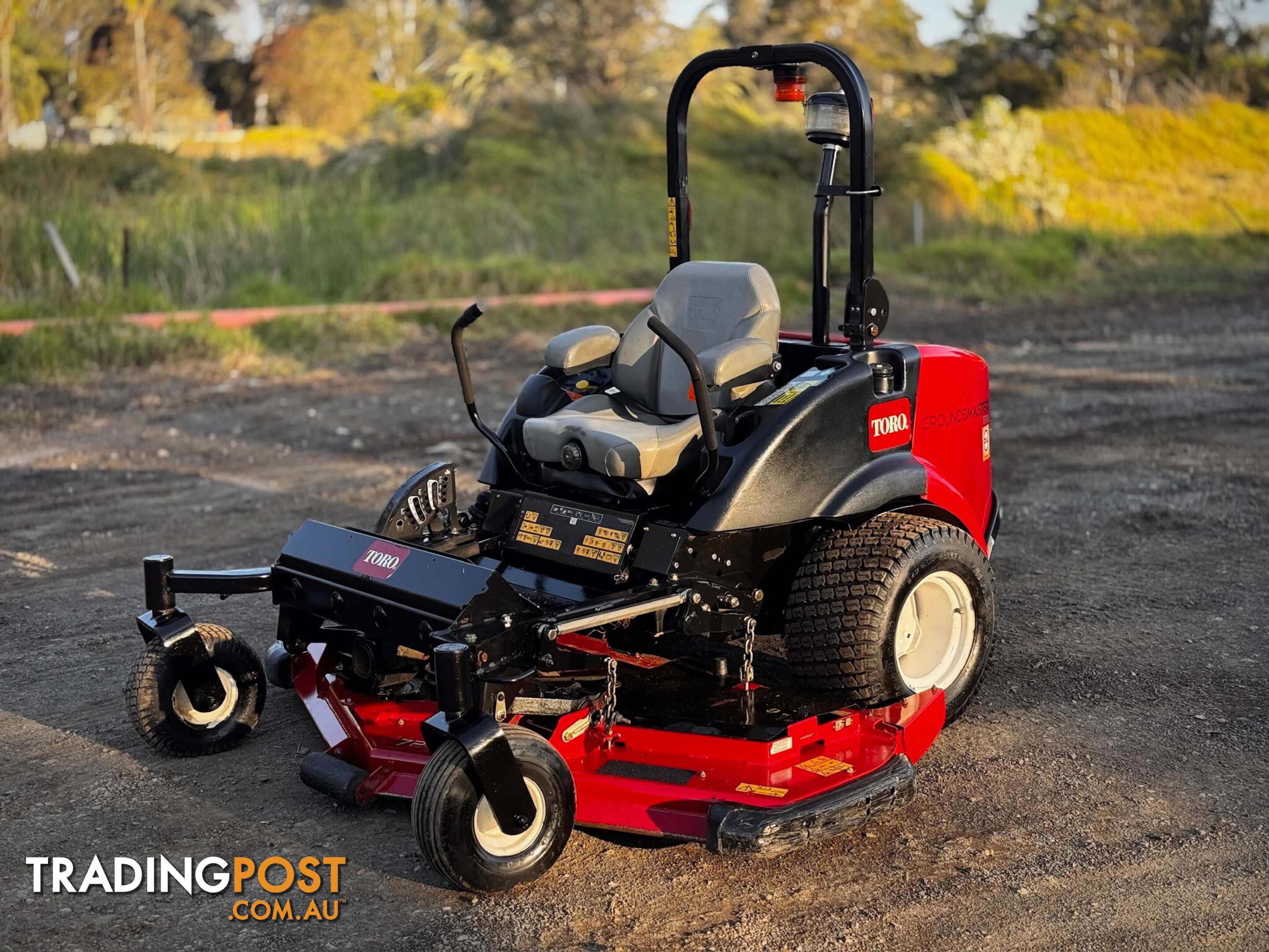 Toro Groundsmaster 7210 Zero Turn Lawn Equipment