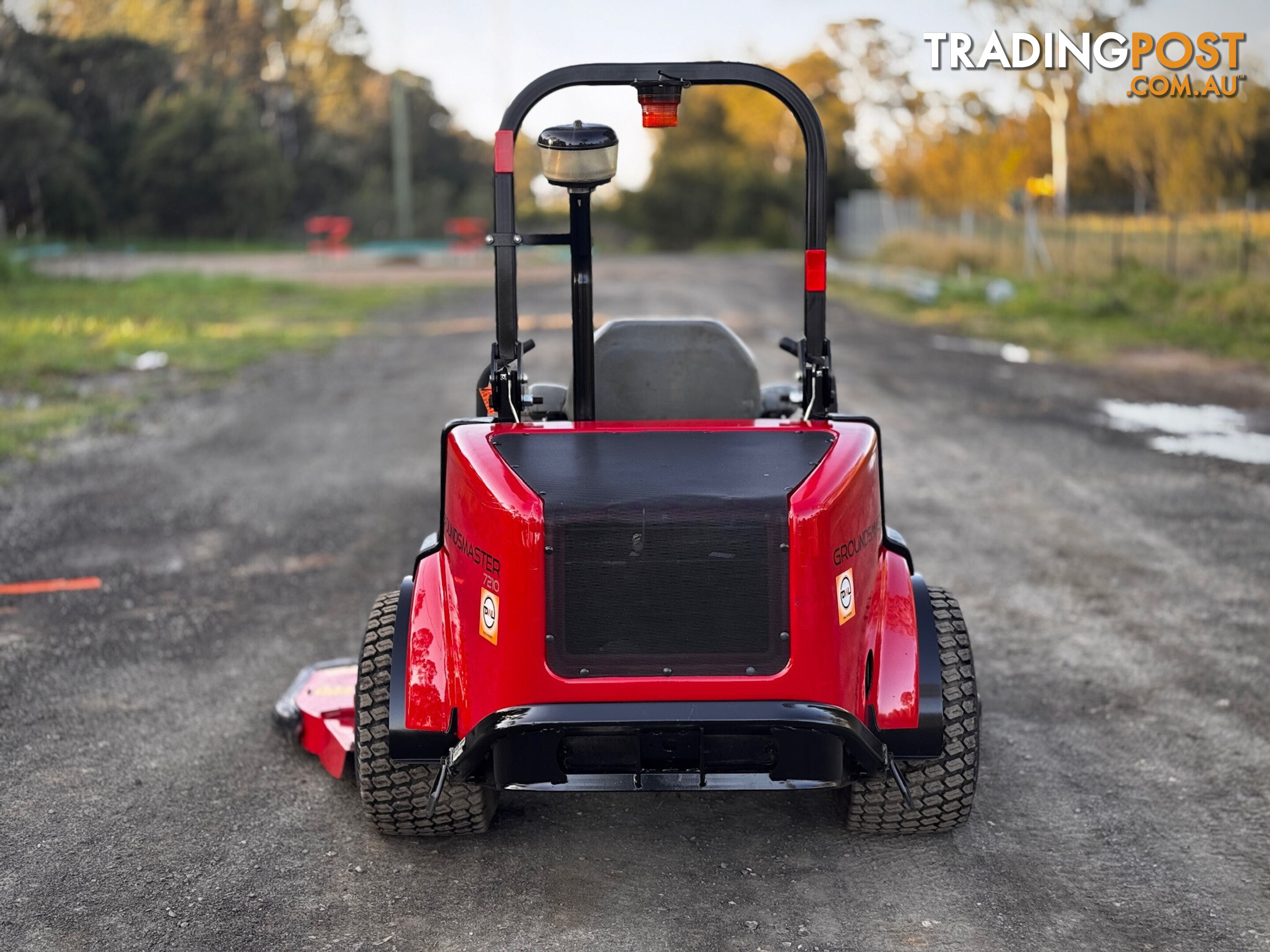 Toro Groundsmaster 7210 Zero Turn Lawn Equipment