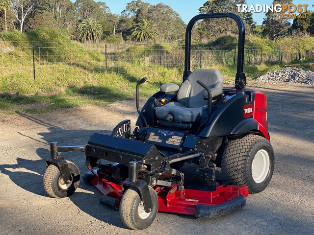 Toro Groundsmaster 7210 Zero Turn Lawn Equipment