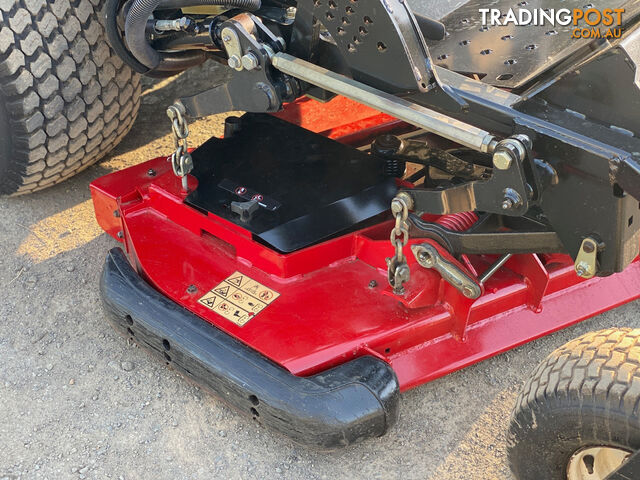 Toro Groundsmaster 7210 Zero Turn Lawn Equipment