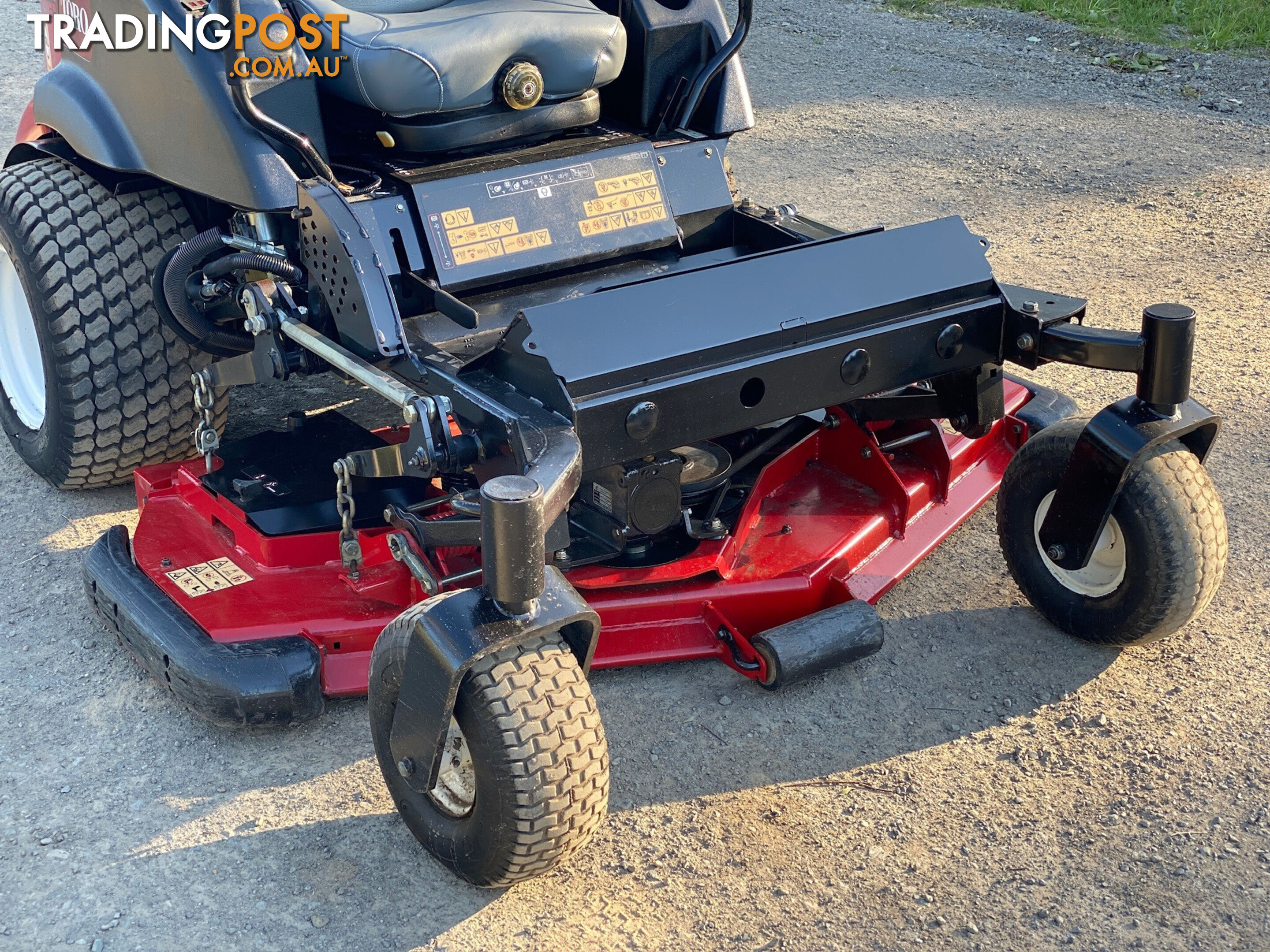 Toro Groundsmaster 7210 Zero Turn Lawn Equipment