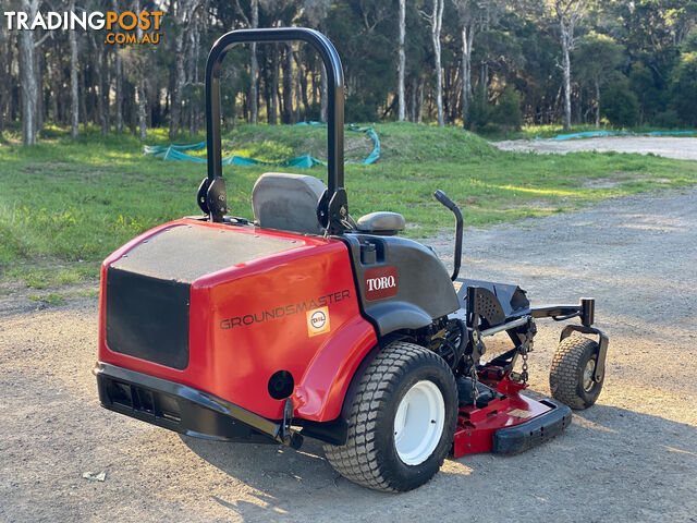 Toro Groundsmaster 7210 Zero Turn Lawn Equipment