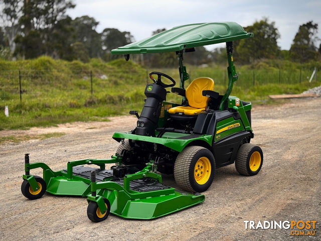 John Deere 1570 Front Deck Lawn Equipment