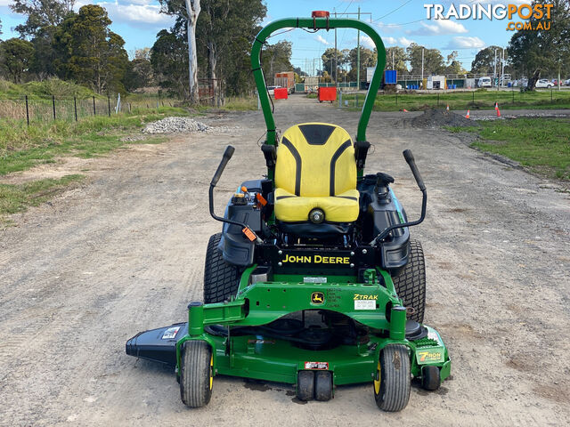 John Deere Z930R Zero Turn Lawn Equipment