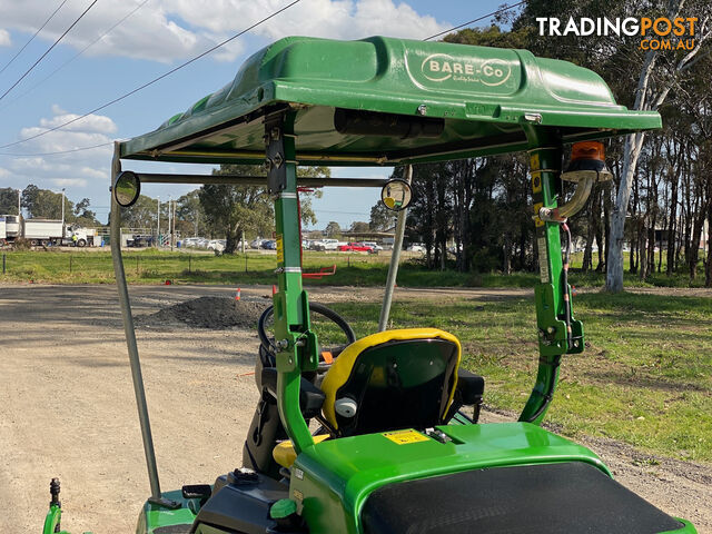 John Deere 1570 Front Deck Lawn Equipment