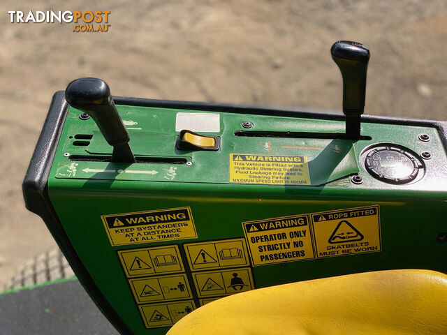 John Deere 1570 Front Deck Lawn Equipment