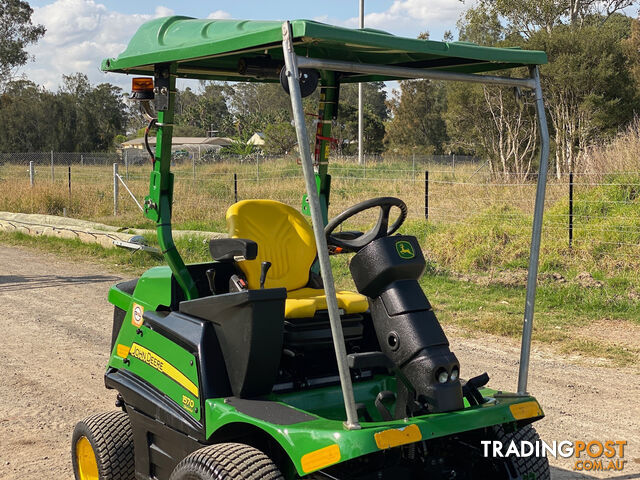 John Deere 1570 Front Deck Lawn Equipment