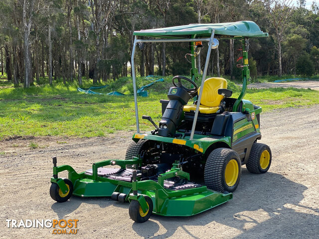 John Deere 1570 Front Deck Lawn Equipment