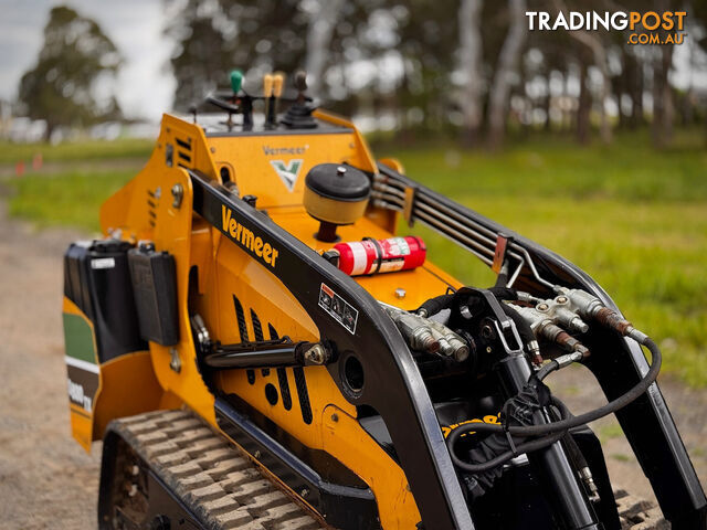 Vermeer S800TX Skid Steer Loader