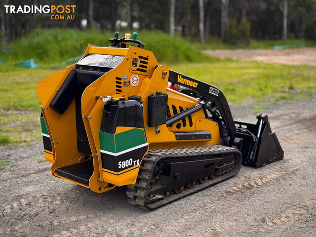 Vermeer S800TX Skid Steer Loader