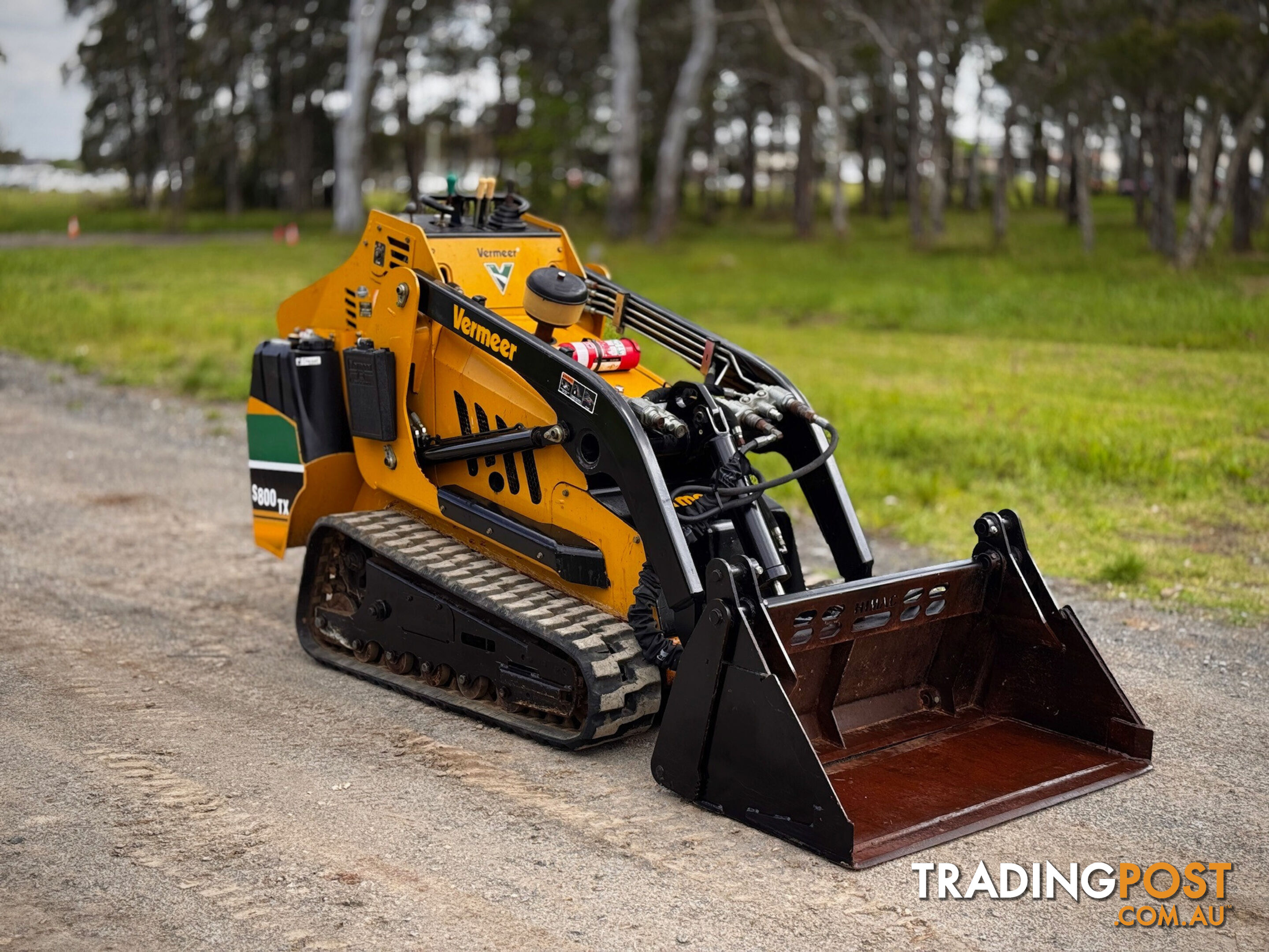 Vermeer S800TX Skid Steer Loader