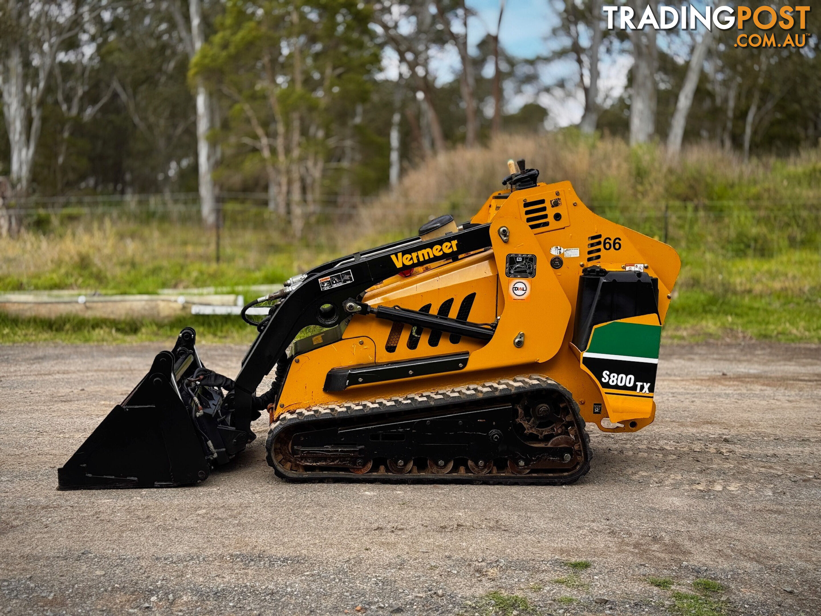 Vermeer S800TX Skid Steer Loader