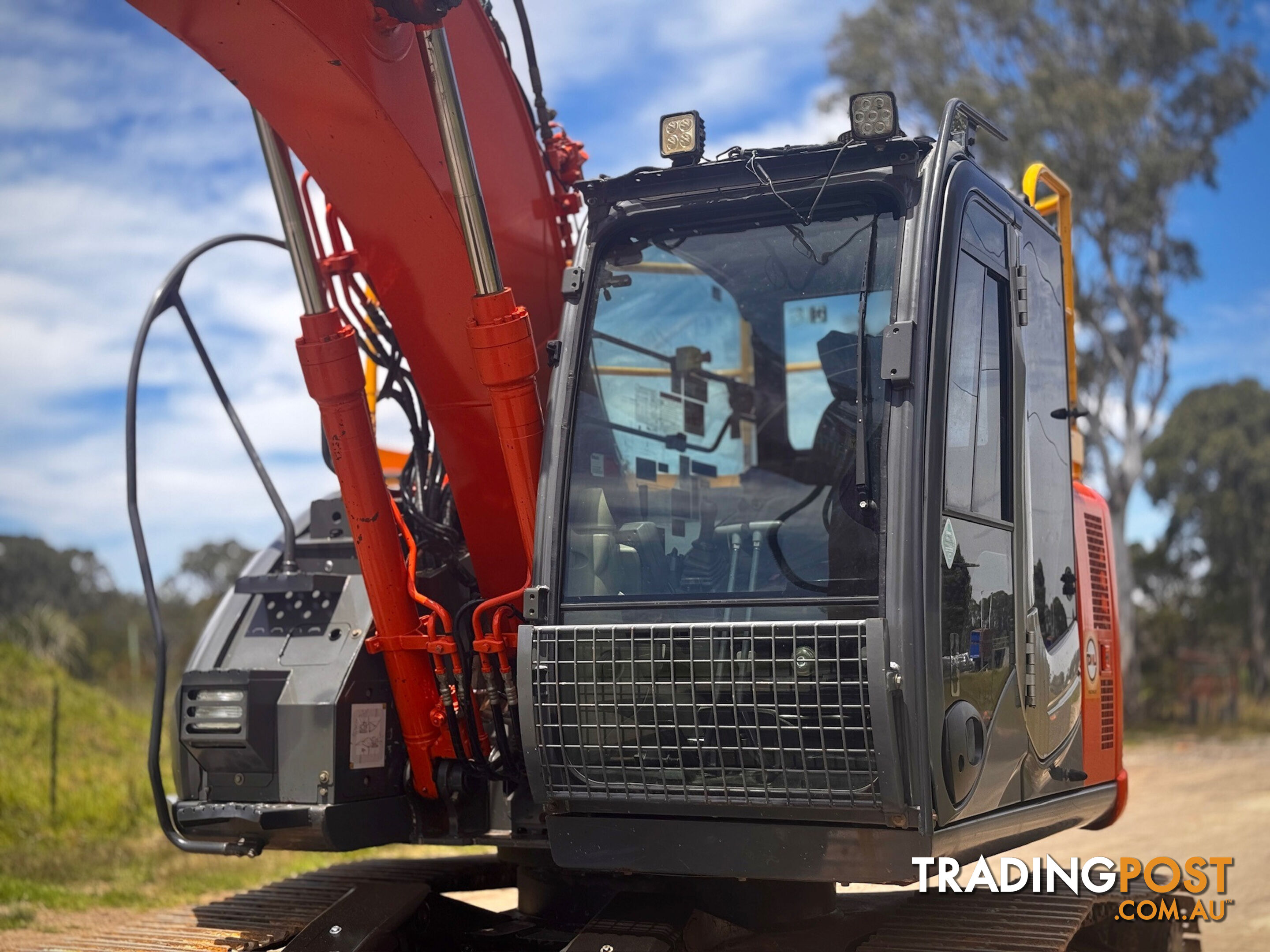 Hitachi Zaxis 135US Tracked-Excav Excavator