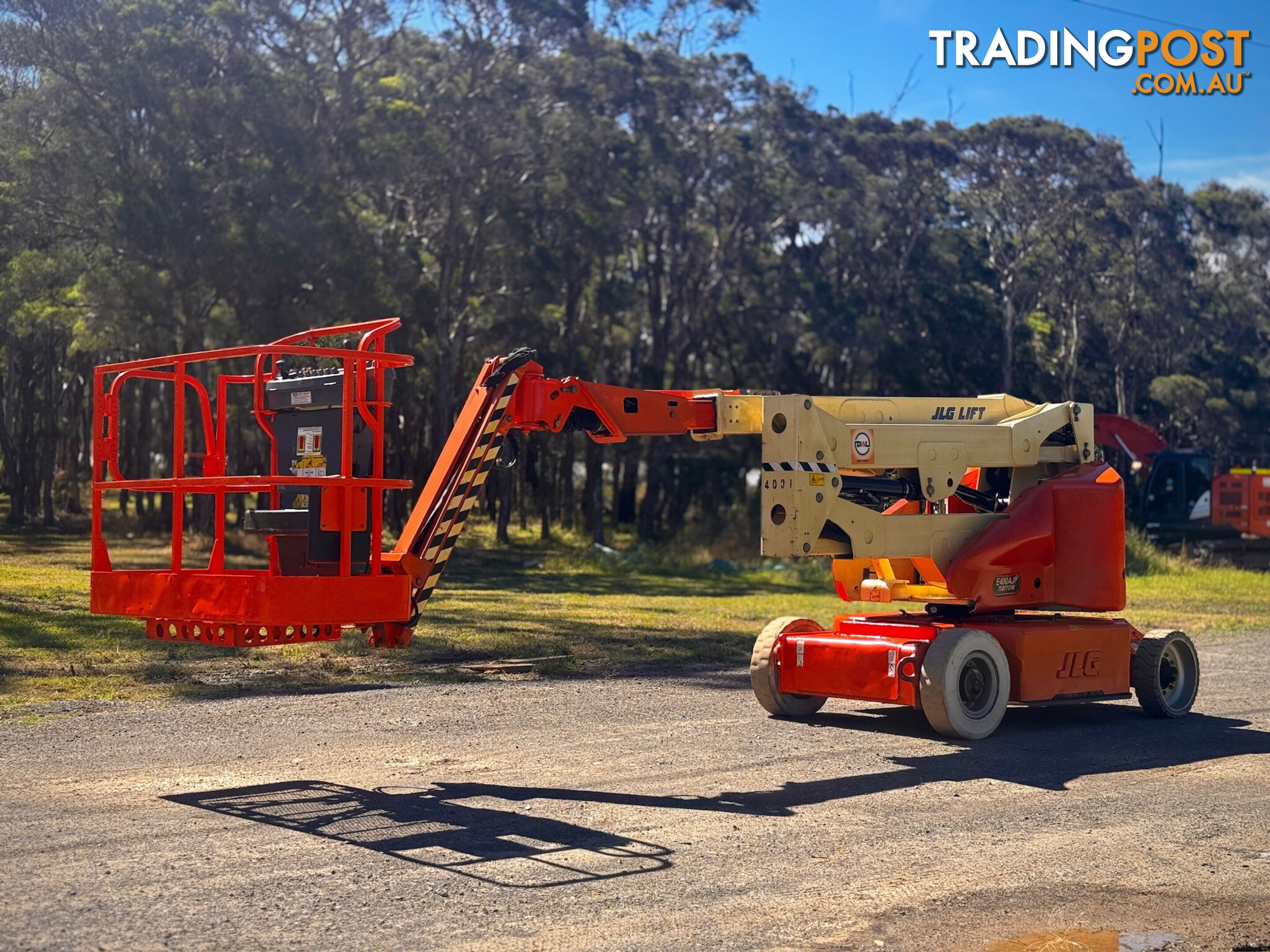 JLG E400AJPN Boom Lift Access &amp; Height Safety