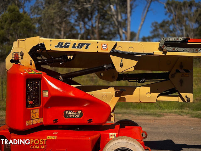 JLG E400AJPN Boom Lift Access &amp; Height Safety