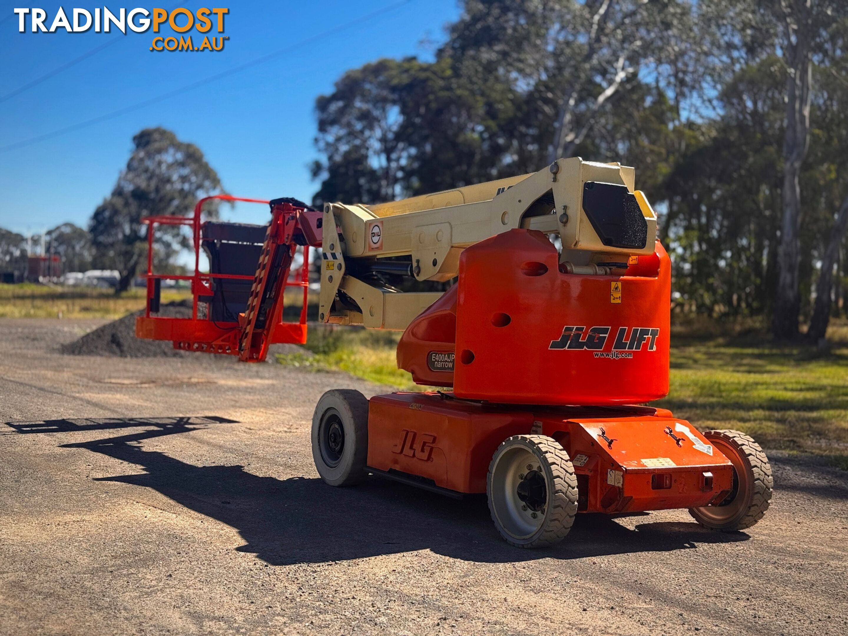 JLG E400AJPN Boom Lift Access &amp; Height Safety