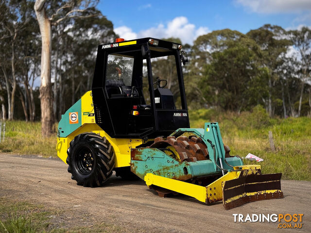 Ammann ASC30 Vibrating Roller Roller/Compacting