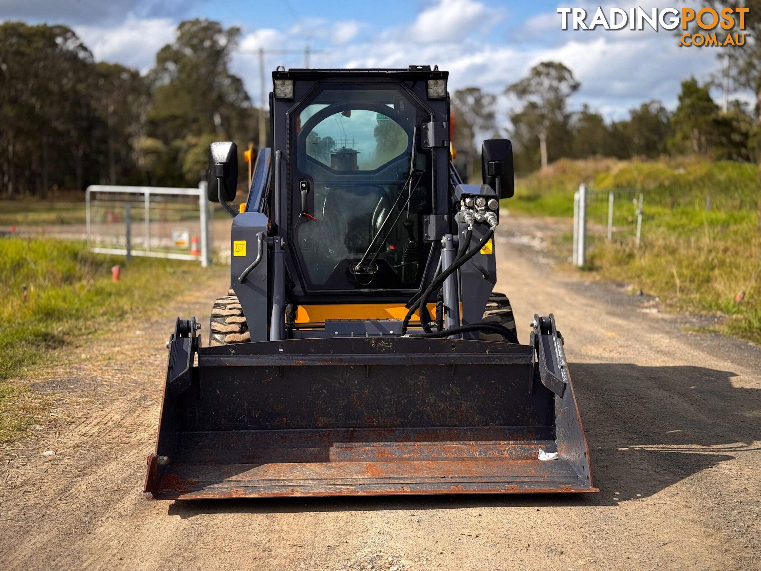 UHI US50K Skid Steer Loader