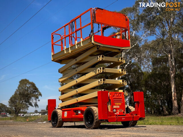 JLG M4069 Scissor Lift Access &amp; Height Safety