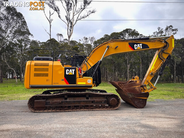 Caterpillar 323F Tracked-Excav Excavator