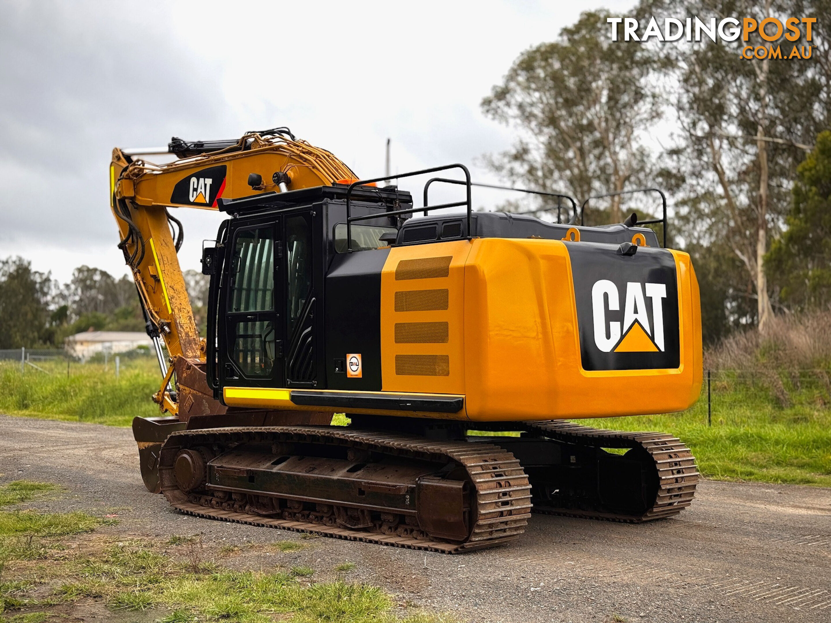 Caterpillar 323F Tracked-Excav Excavator