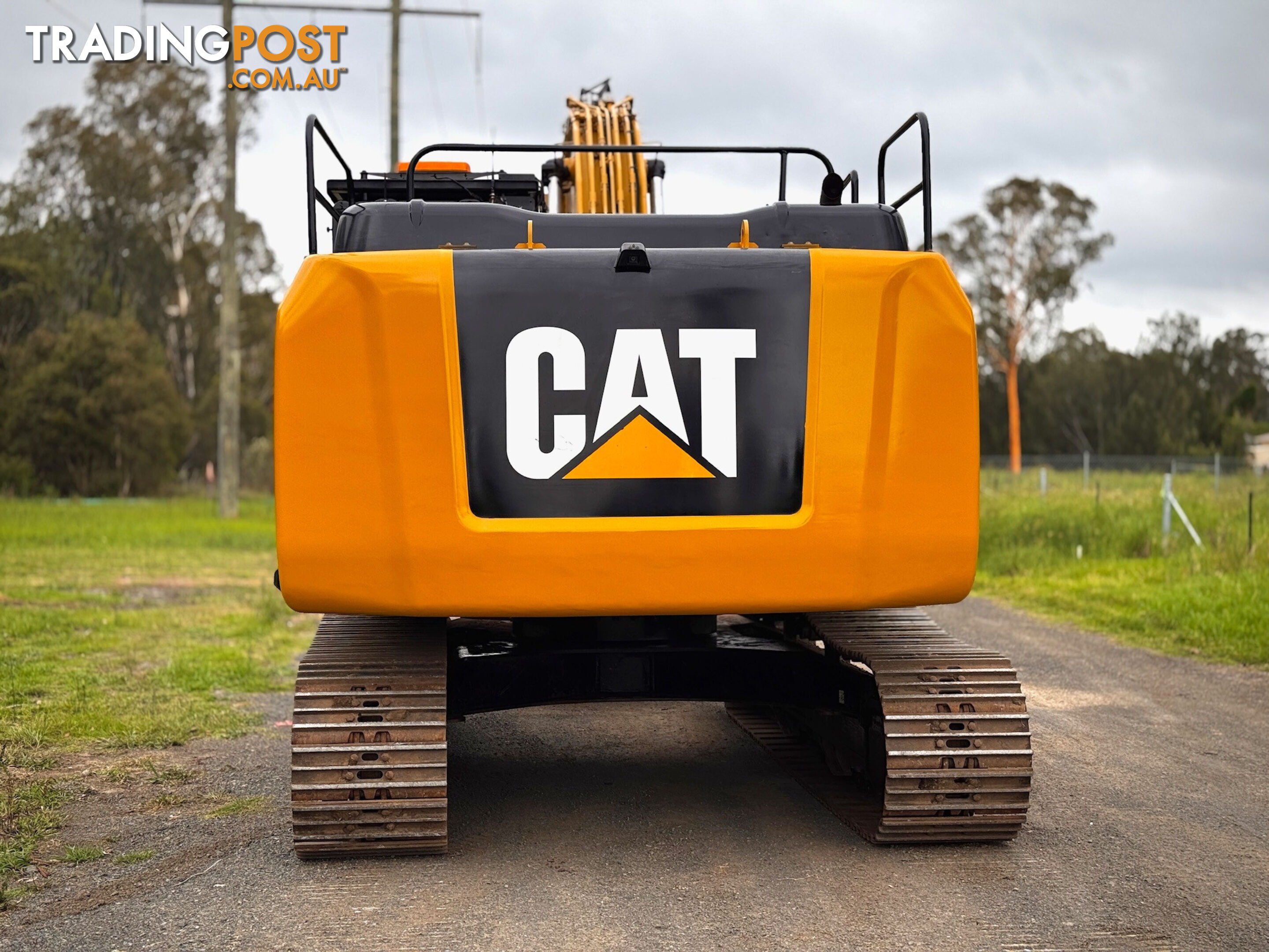 Caterpillar 323F Tracked-Excav Excavator