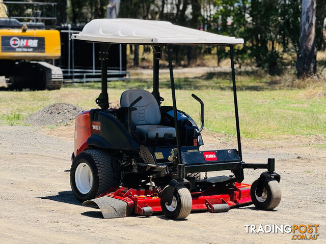 Toro Groundsmaster 7210 Zero Turn Lawn Equipment