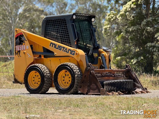 Mustang 1650R Skid Steer Loader